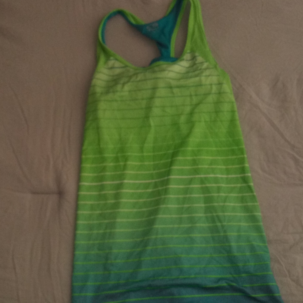Workout top